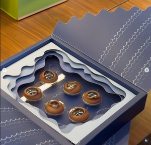 Cajas dulces inspiradas en el océano <span class=keywords><strong>para</strong></span> boda Caja <span class=keywords><strong>de</strong></span> embalaje <span class=keywords><strong>de</strong></span> chocolate <span class=keywords><strong>de</strong></span> cartón vacía personalizada Caja <span class=keywords><strong>de</strong></span> dulces <span class=keywords><strong>de</strong></span> galleta acrílica <span class=keywords><strong>San</strong></span> Valentín - Product Image 4