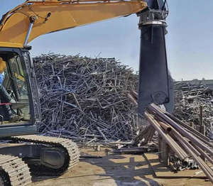 <span class=keywords><strong>Pince</strong></span> à nez d'excavatrice Cisailles hydrauliques rotatives avec noyau de moteur pour la démolition de <span class=keywords><strong>ferraille</strong></span> d'acier et le cisaillement de noyau - Product Image 6