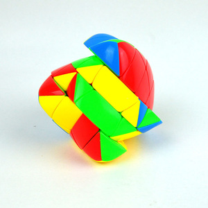 Cube magique 4x4, forme irrégulière, puzzle coloré, jouet éducatif pour enfants de 8 à 13 ans - Product Image 2