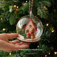 Boule de Noël en verre lumineuse, boule de Noël en verre transparente suspendue avec figurines de chiot et d'ours à l'intérieur