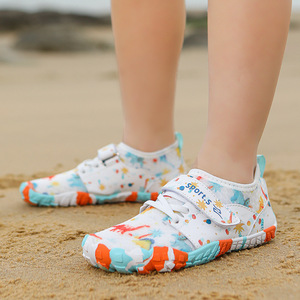 Chaussures d'eau pour enfants, à bout fermé, en maille, semelle extérieure en caoutchouc, respirantes, pour la plage, l'été, pour garçons, taille 31-36 - Product Image 3