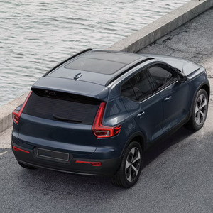 Auto Sportiva di Tendenza <span class=keywords><strong>Volvo</strong></span> <span class=keywords><strong>XC40</strong></span> B4 Trazione Integrale Edizione Smart Elegance Sport 197 CV SUV per uno Stile di Vita Dinamico - Product Image 2
