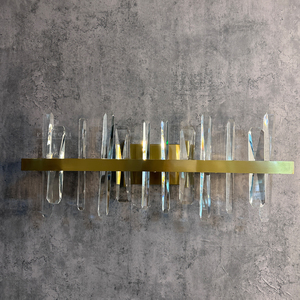 Applique murale élégante à tiges de cristal de plusieurs longueurs, structure en laiton brossé, pour hall de villa, chambre, chevet, hôtel, intérieur - Product Image 3