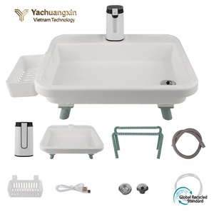 Lavabo portable d'extérieur avec distributeurs de savon et plateau de drainage, design moderne pour le camping - Product Image 2