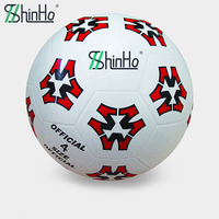 Ballon de football laminé économique Shinho Factory – Bonne résilience et maintien de l'air pour l'entraînement intensif – Solution économique