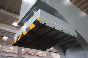 Type C <span class=keywords><strong>50</strong></span> tonnes 100t cadre <span class=keywords><strong>presse</strong></span> <span class=keywords><strong>hydraulique</strong></span> pour <span class=keywords><strong>atelier</strong></span> 100t prix de la <span class=keywords><strong>presse</strong></span> <span class=keywords><strong>hydraulique</strong></span> à colonne unique - Product Image 6