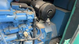 Generador diésel silencioso Yuchai YC4D90Z-D25 de 50KW 62.5KVA usado - Product Image 4