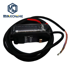 KEYENCE GT2-72N เซ็นเซอร์สัมผัสดิจิตอลความแม่นยำสูง ชนิดราง DIN NPN ของแท้ใหม่ - Product Image 1