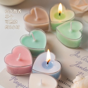 Bougie parfumée en forme de cœur Yu Huan, parfum floral, 4 heures de combustion, décoration romantique pour la maison, pour la Saint-Valentin - Product Image 1