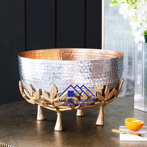 Bol à fruits rond martelé à la main pour centre de table, qualité supérieure 2024, vase à fleurs en aluminium sur piédestal - Product Image 2