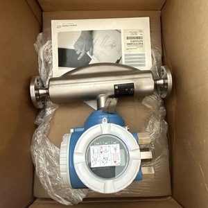Débitmètre Endress Hauser Promass F300 Débitmètre Coriolis 8F3B15 DN15 8F3B15-17C86/0 1/2" Débitmètre de masse Endress Hauser - Product Image 4