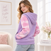 Hoodie personnalisé pour femme en molleton tricoté, coupe courte, zippé, avec bordure en fausse fourrure, imprimé graphique intégral, épaules tombantes, style streetwear