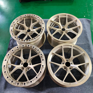 Jantes de course personnalisées en véritable Beadlock forgé, 17, 18, 19, 20, 21, 22 pouces, super légères, compatibles avec BMW M2 M3 M4 M5 - Product Image 1