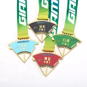 Free Design OEM Custom Gold Enamel Award Medals Customized Running Puzzle Medal