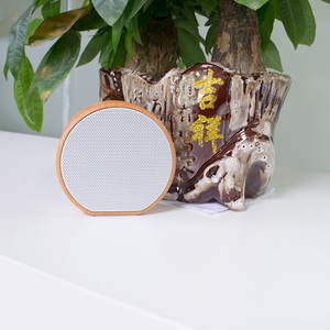 Haut-parleur Bluetooth portable en bois tendance 2024 Haut-parleurs Bluetooth sans fil créatifs <span class=keywords><strong>A60</strong></span> Haut-parleur de table - Product Image 6