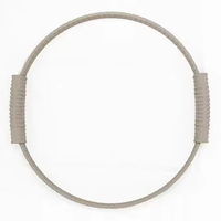 Accessoires de fitness et de bien-être pour le Pilates, utilisés dans les exercices de Pilates Reformer et de yoga pour le remodelage corporel