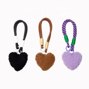 Mode peluche en forme de coeur porte-clés fausse <span class=keywords><strong>fourrure</strong></span> coeur pompon porte-clés pour femmes fille sac pendentif porte-clés breloques voitures accessoires - Product Image 2
