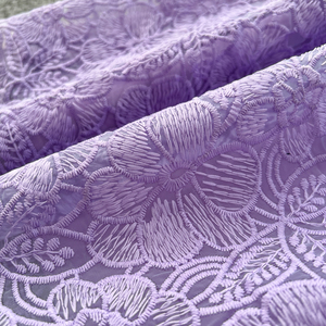 Elegante Abito Midi da Donna in Pizzo Viola, Linea A, Maniche Lunghe, Decorato con Perle, per Feste e Uso Quotidiano - Product Image 5