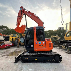 Mejor Precio: Excavadora de Orugas de 7.5 Toneladas ZX75US con Giro de Cola Ultracorto y Motor Yanmar para Proyectos Urbanos y de Carreteras - Product Image 1