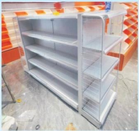 Étagère de supermarché commerciale miniature personnalisée avec construction en fer et plastique, finition antirouille, design réglable pour l'affichage des fruits