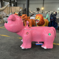 Cartoon Rosa Schwein Tier-Reitfigur Ferngesteuert Münzbetrieben Innen/Außen Kommerzieller Vergnügungsartikel mit Musik und Licht 2 Jahre Garantie