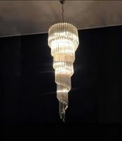 Luminaire suspendu LED moderne pour grande escalier en colimaçon à haut plafond, luminaire suspendu pour long escalier, luminaire suspendu de luxe