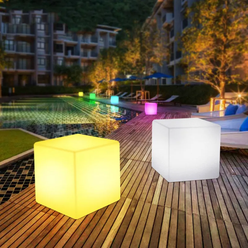 PE Plastic LED Furniture Bar Light Glow Illuminated LED Cube Stool With Multi Color