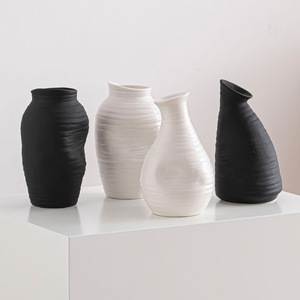 Black Rustic Farmhouse Style Small Ceramic Vase With Hydroponic Function for Living Room Desktop Dried Fresh <b>Flower</b> <b>Display</b> - Product Image 1