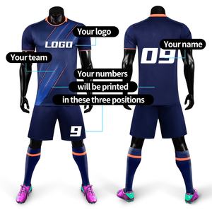 Hoge Kwaliteit Custom Sublimatie Voetbal Kit Heren Voetbal Jersey En T-Shirt Custom Voetbal Kleding - Product Image 2