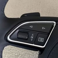 Volant de voiture en cuir pleine fleur blanc avec bande supérieure et fond plat, en stock, pour Audi S4 2010, S3 8V, A3, SQ5, A4 B9, A7, A6 C7, A3, Q5, Q7
