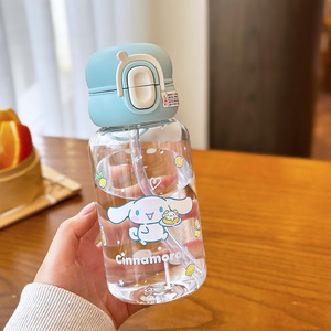 Bouteille d'eau Sanrio My Melody Kuromi 500 ml, gobelet en plastique avec paille pour enfants et étudiants, avec couvercle et poignée - Product Image 2