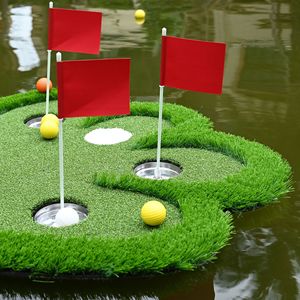แผ่นรองเล่นกอล์ฟลอยน้ำขนาดเล็ก Bear Paw 90x120 ซม. กันน้ำ สำหรับเล่นกลางแจ้ง พร้อมธงและหลุม - Product Image 1