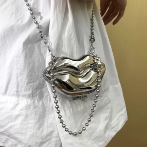 Borsa Clutch in Acrilico 2026 per Donne, Borsetta da Sera Metallizzata Glitterata, Tracolla a Catena, Borsa <span class=keywords><strong>Chic</strong></span> con Manico in Perle, Mini Borsa per Rossetto - Product Image 4