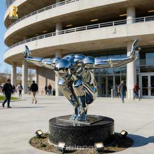 Scultura di Uomo Subacqueo a Grandezza Naturale in Acciaio Inossidabile, Design Moderno per Decorazione di Centri Sportivi all'Aperto - Product Image 1