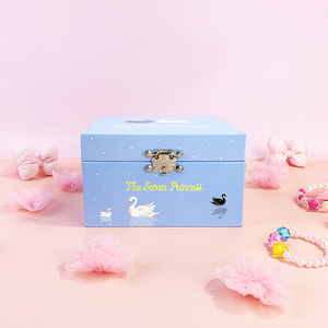 Caja Musical Giratoria con Diseño de Cisne Romántico YIYU, de Papel Ecológico, con Espejo, para Guardar Joyas, Regalo Personalizado para Niñas - Product Image 5