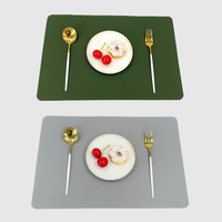 Vente en gros ensemble de sets de table en faux cuir antidérapants double face doux et sûrs personnalisés pour la cuisine et la salle à manger