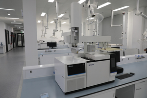 Sistema <span class=keywords><strong>de</strong></span> Cromatografía <span class=keywords><strong>de</strong></span> Gases SP-5220 con Inyección Automática y Sistema Operativo Windows 10 para Análisis <span class=keywords><strong>de</strong></span> Compuestos Orgánicos Volátiles (COV) en Seguridad <span class=keywords><strong>Alimentaria</strong></span> - Product Image 5