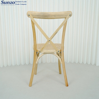 Chaise de salle à manger à dos croisé en bois massif style ferme empilable pour une utilisation en appartement