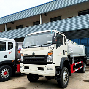 รถบรรทุกน้ำมัน HOWO 6000 ลิตร ราคาถูก รถบรรทุกดีเซล 4x4 สำหรับขาย - Product Image 2