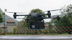 FlyCart 30 FC30 <b>Dron</b> Delivery Cargo Transportation UAV 6000 m Altitude with Delivery Hub and Pilot 2 - Product Image 2
