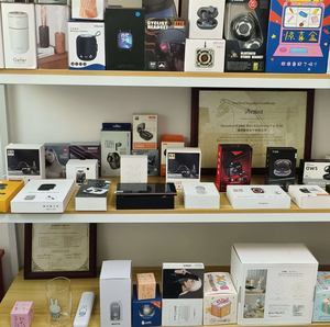 กล่องสุ่มลุ้นโชค <span class=keywords><strong>นาฬิกา</strong></span><span class=keywords><strong>ส</strong></span><span class=keywords><strong>มา</strong></span><span class=keywords><strong>ร์</strong></span><span class=keywords><strong>ท</strong></span><span class=keywords><strong>วอ</strong></span><span class=keywords><strong>ท</strong></span><span class=keywords><strong>ช์</strong></span>กันน้ำ<span class=keywords><strong>ส</strong></span>ำหรับทุกเพศ <span class=keywords><strong>นาฬิกา</strong></span>อิเล็ก<span class=keywords><strong>ท</strong></span>รอนิก<span class=keywords><strong>ส</strong></span>์ <span class=keywords><strong>รีวิว</strong></span>ดีเยี่ยม 100% อุปกรณ์อิเล็กทรอนิกส์สุดเจ๋ง - Product Image 4