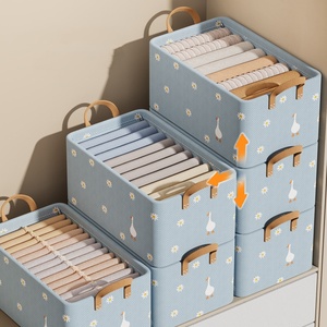 Caja de almacenamiento plegable a prueba de polvo con marco de acero para familias, organizador de ropa - Product Image 1