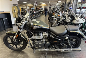 READY TO RIDE 2025 LATEST <strong>SALES</strong> <strong>FOR</strong>-<strong>Royals</strong> <strong>Enfields</strong> Cruiser Motorcycle Super Meteor 650 Astral Green <strong>For</strong> <strong>Sale</strong> - Product Image 3