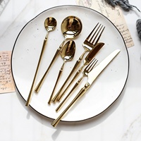 Ensemble de couverts en acier inoxydable 304 poli miroir doré, comprenant couteaux de table, fourchettes à salade, cuillères à soupe et à riz, cuillères à dessert, cuillères à salade et cuillères à thé