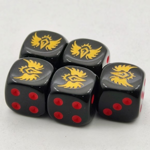 Set di dadi acrilici personalizzati per giochi da tavolo Pub di famiglia placcatura in oro con Logo digitale inciso - Product Image 1