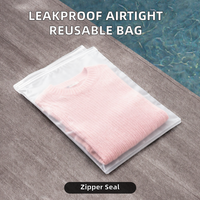 Emballage écologique et recyclable personnalisé en sachet refermable noir en PE givré pour vêtements, t-shirts, chaussettes