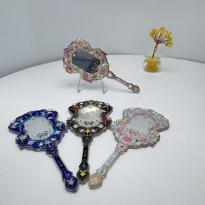 아크릴 매직 미러 키체인 장식용 펜던트 소녀용 선물: 작은 거울 장식품 장식용 선물 - Product Image 3