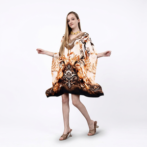 Robe longue caftan africaine en viscose pour femme, coupe ample, style poncho tunique kimono, aspect satiné soyeux, mode bohème pour les vacances et les stations balnéaires - Product Image 1