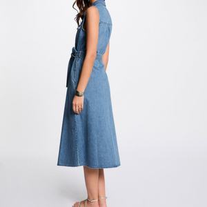 Vestidos de Mezclilla Casuales Largos para Mujer, Diseño Nuevo, con Cinturón y Botones, Sin Mangas, Color Azul Claro, Venta al Por Mayor - Product Image 5