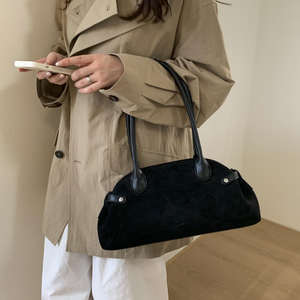 Bolso de mano de gamuza para mujer de alta calidad y gran venta, con estilo retro moderno. - Product Image 3